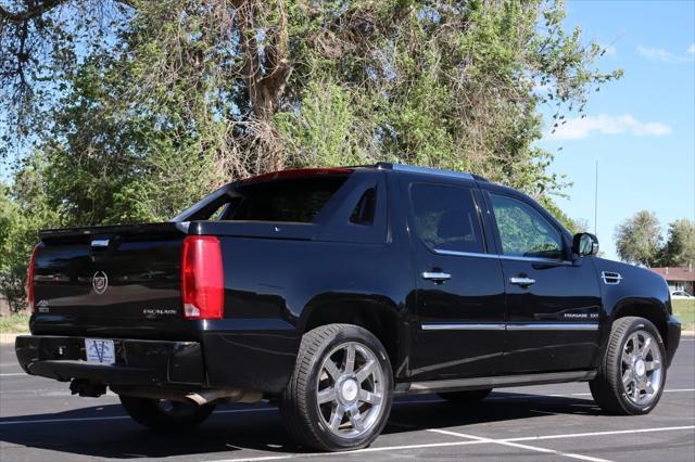 used 2010 Cadillac Escalade EXT car, priced at $17,999