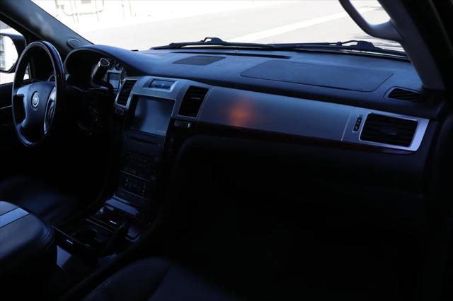 used 2010 Cadillac Escalade EXT car, priced at $17,999