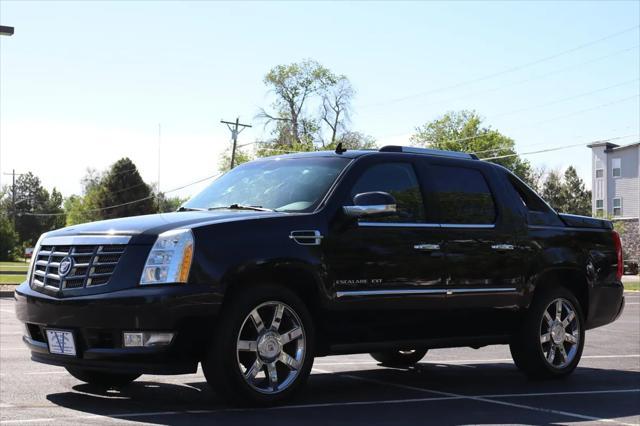 used 2010 Cadillac Escalade EXT car, priced at $17,999