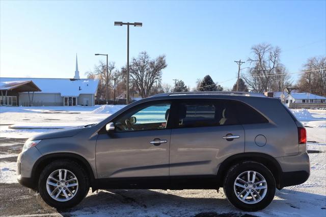 used 2014 Kia Sorento car, priced at $9,999