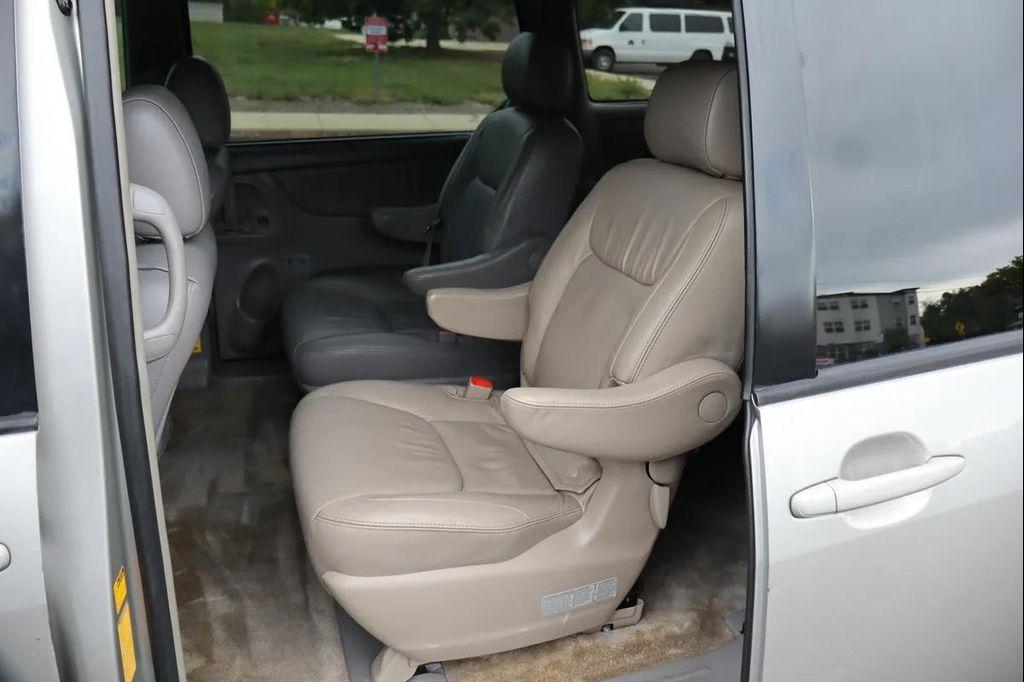 used 2007 Toyota Sienna car, priced at $7,999