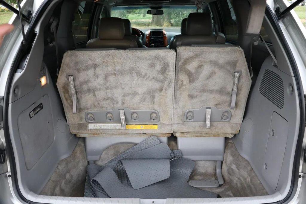 used 2007 Toyota Sienna car, priced at $7,999