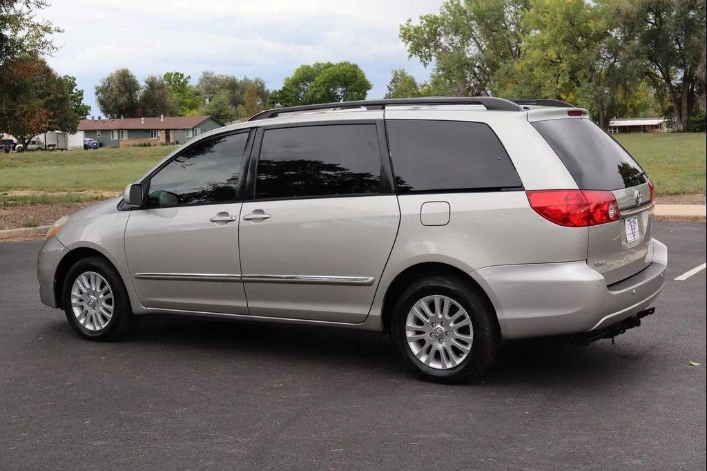 used 2007 Toyota Sienna car, priced at $7,999