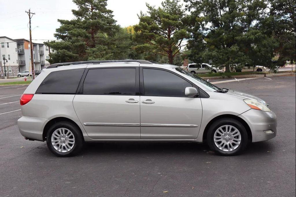 used 2007 Toyota Sienna car, priced at $7,999