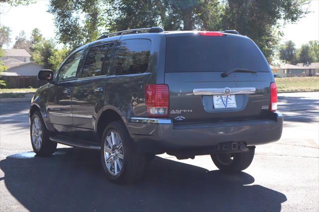 used 2007 Chrysler Aspen car, priced at $5,999