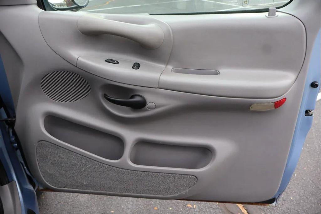 used 1998 Ford F-150 car, priced at $5,999