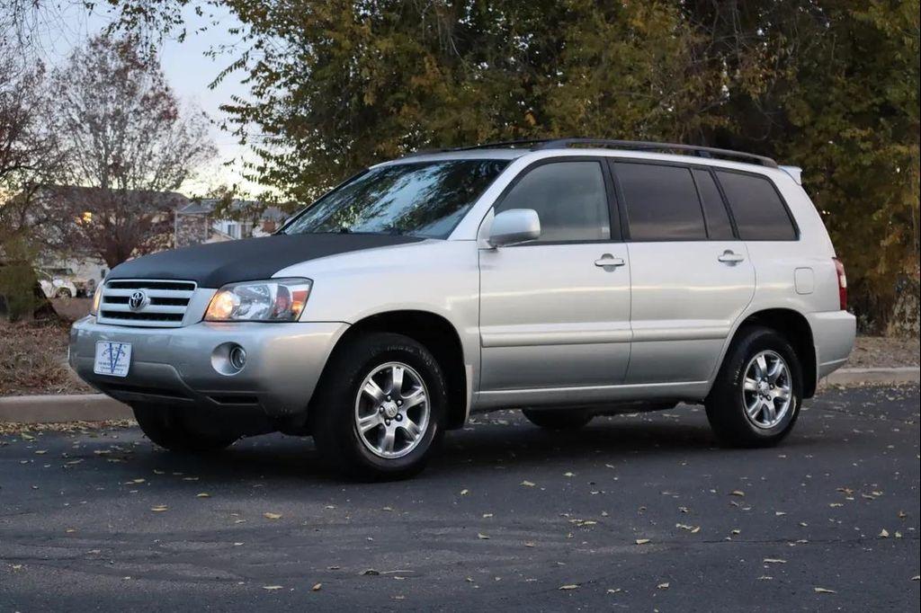 used 2007 Toyota Highlander car, priced at $5,999