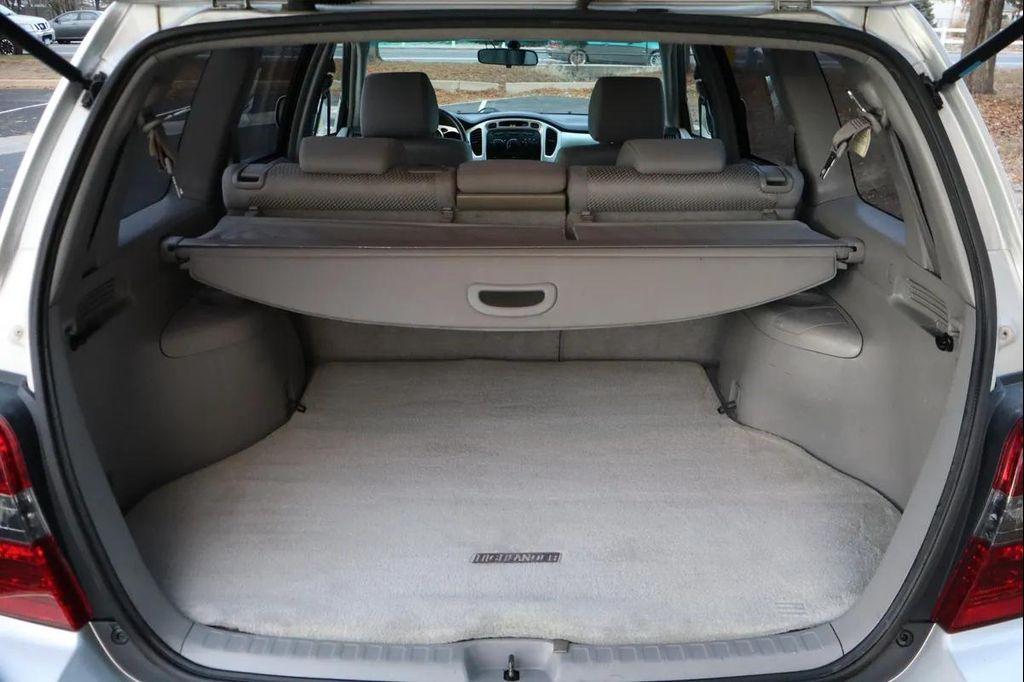 used 2007 Toyota Highlander car, priced at $5,999