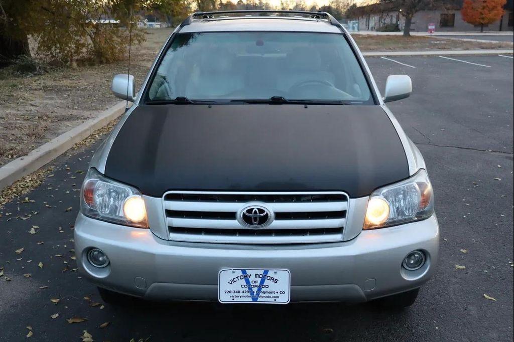 used 2007 Toyota Highlander car, priced at $5,999