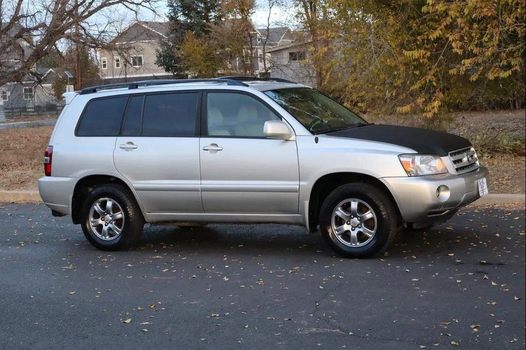 used 2007 Toyota Highlander car, priced at $5,999