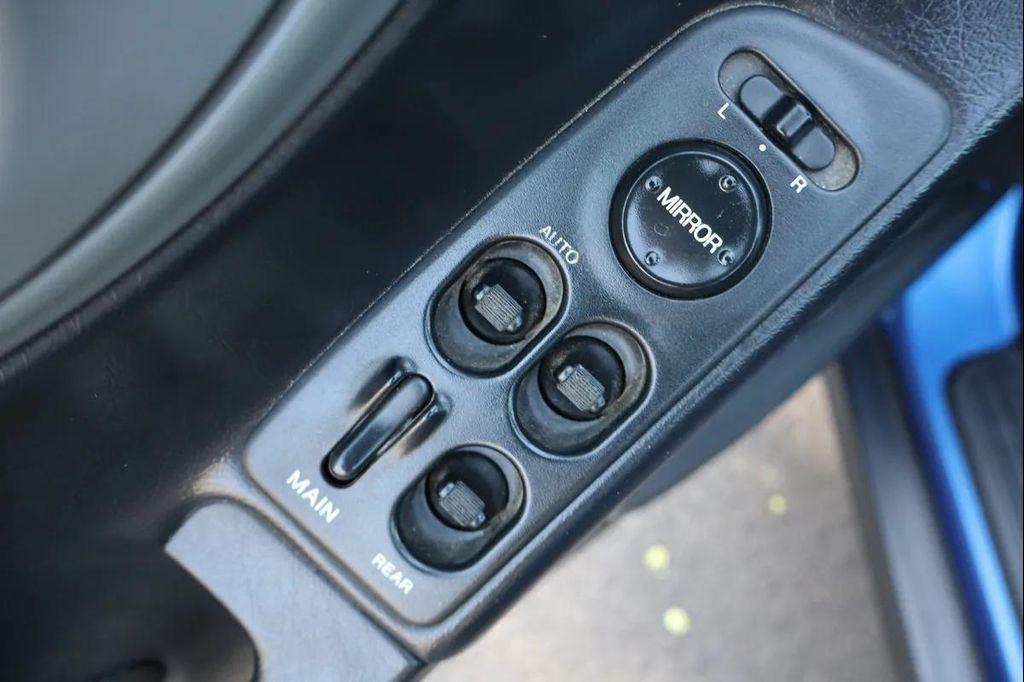used 1993 Honda del Sol car, priced at $10,999