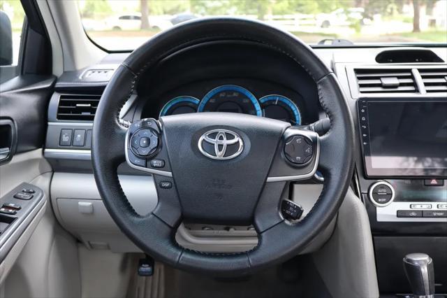 used 2013 Toyota Camry Hybrid car, priced at $12,999