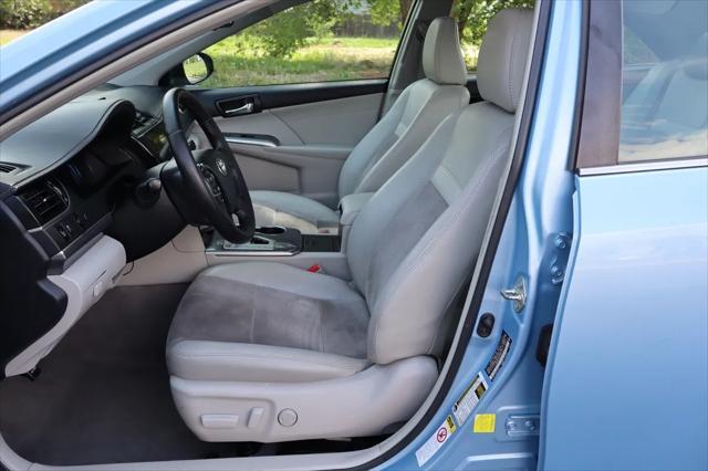 used 2013 Toyota Camry Hybrid car, priced at $12,999