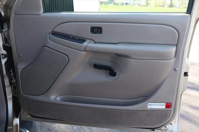 used 2005 GMC Sierra 2500 car, priced at $19,999