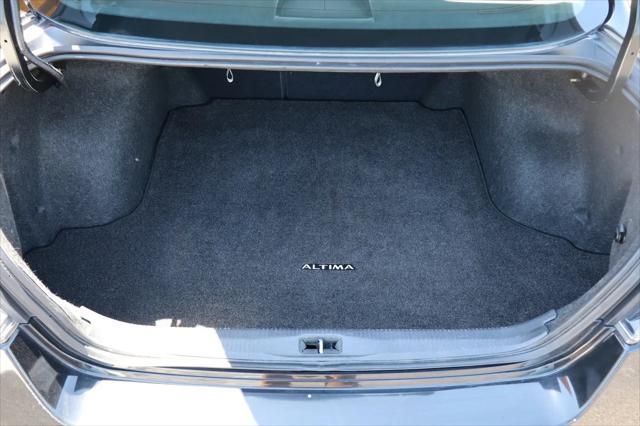 used 2010 Nissan Altima car, priced at $5,999