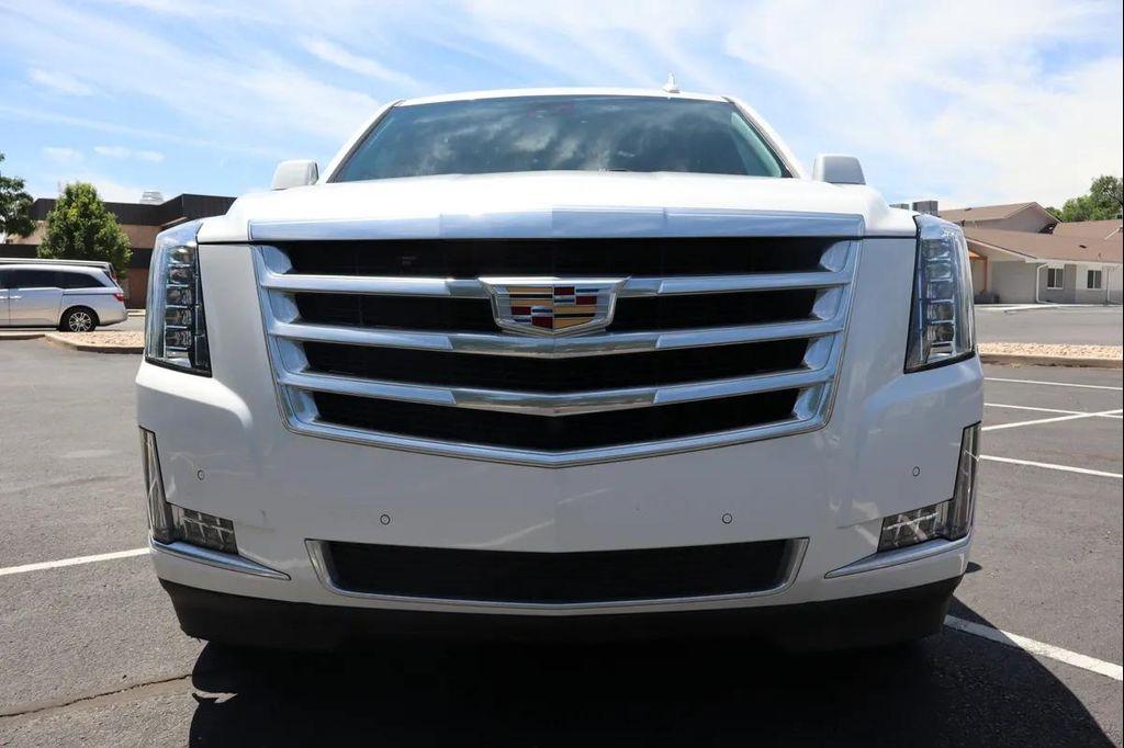 used 2020 Cadillac Escalade car, priced at $38,999