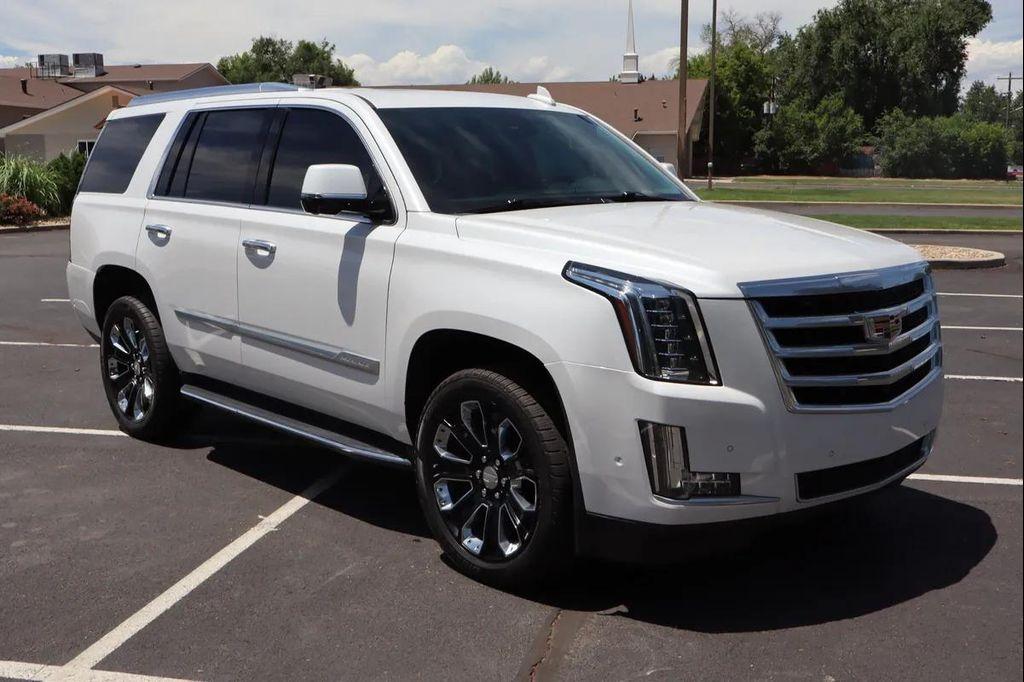 used 2020 Cadillac Escalade car, priced at $38,999