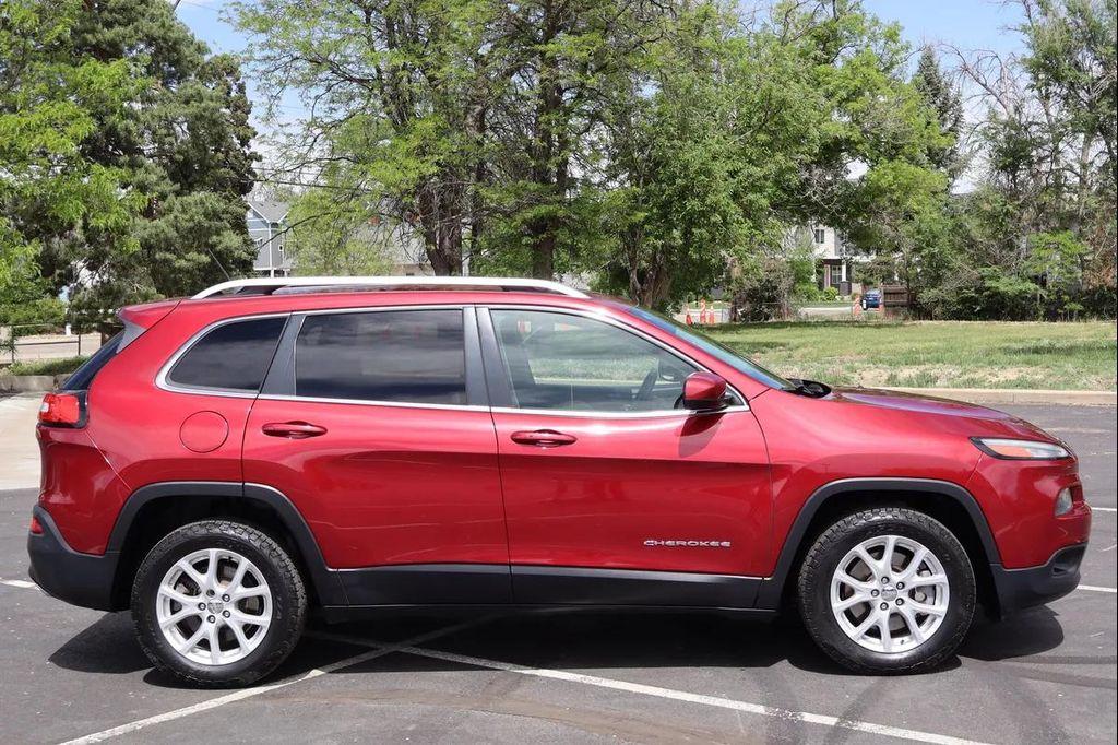 used 2015 Jeep Cherokee car, priced at $10,999