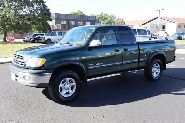 used 2000 Toyota Tundra car, priced at $8,999