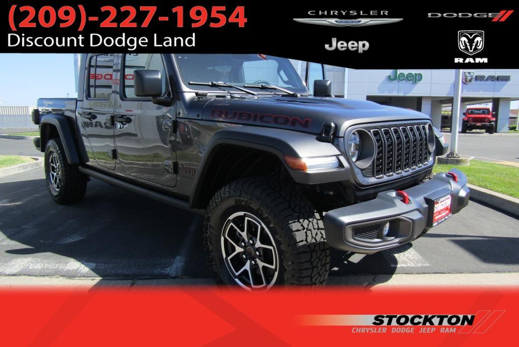new 2024 Jeep Gladiator car, priced at $58,960