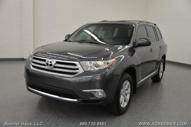 used 2012 Toyota Highlander car, priced at $15,998