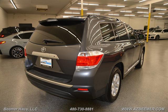 used 2012 Toyota Highlander car, priced at $15,998