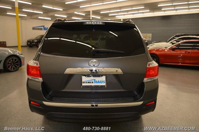 used 2012 Toyota Highlander car, priced at $15,998