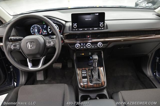used 2025 Honda CR-V car, priced at $31,998
