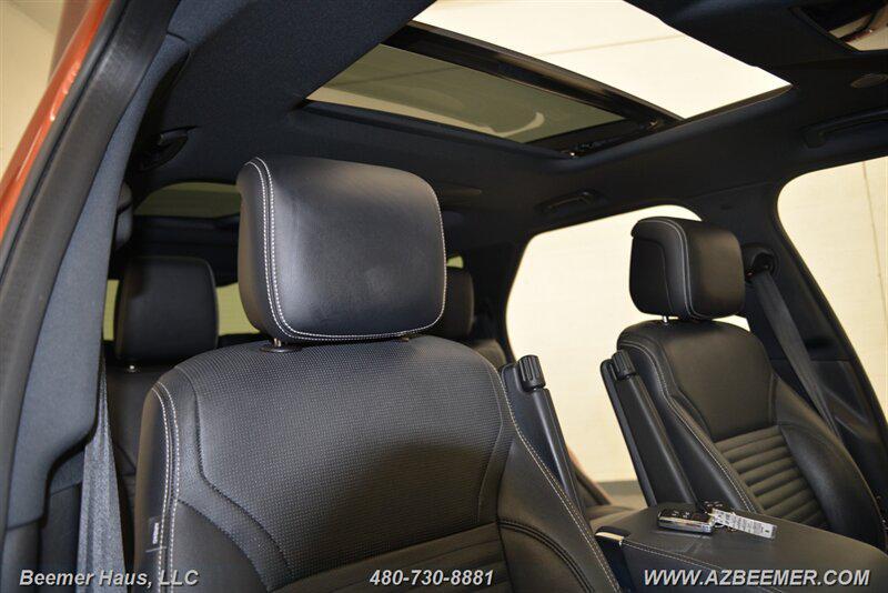 used 2022 Land Rover Discovery car, priced at $31,998