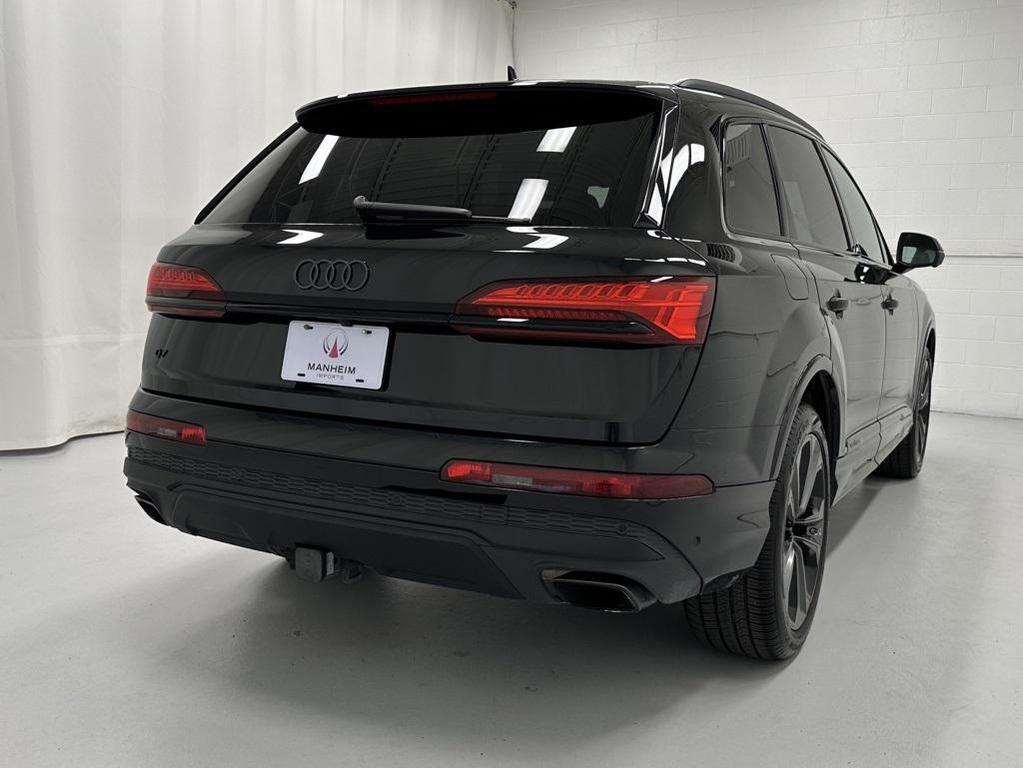 used 2025 Audi Q7 car, priced at $59,999