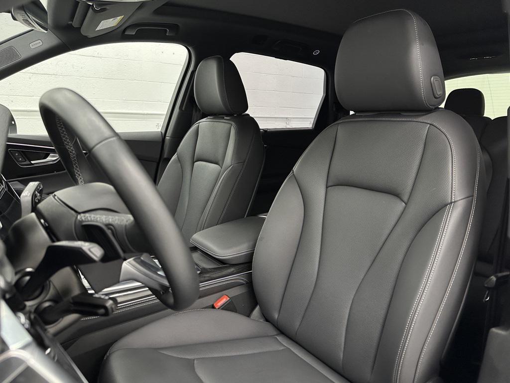 used 2025 Audi Q7 car, priced at $59,999