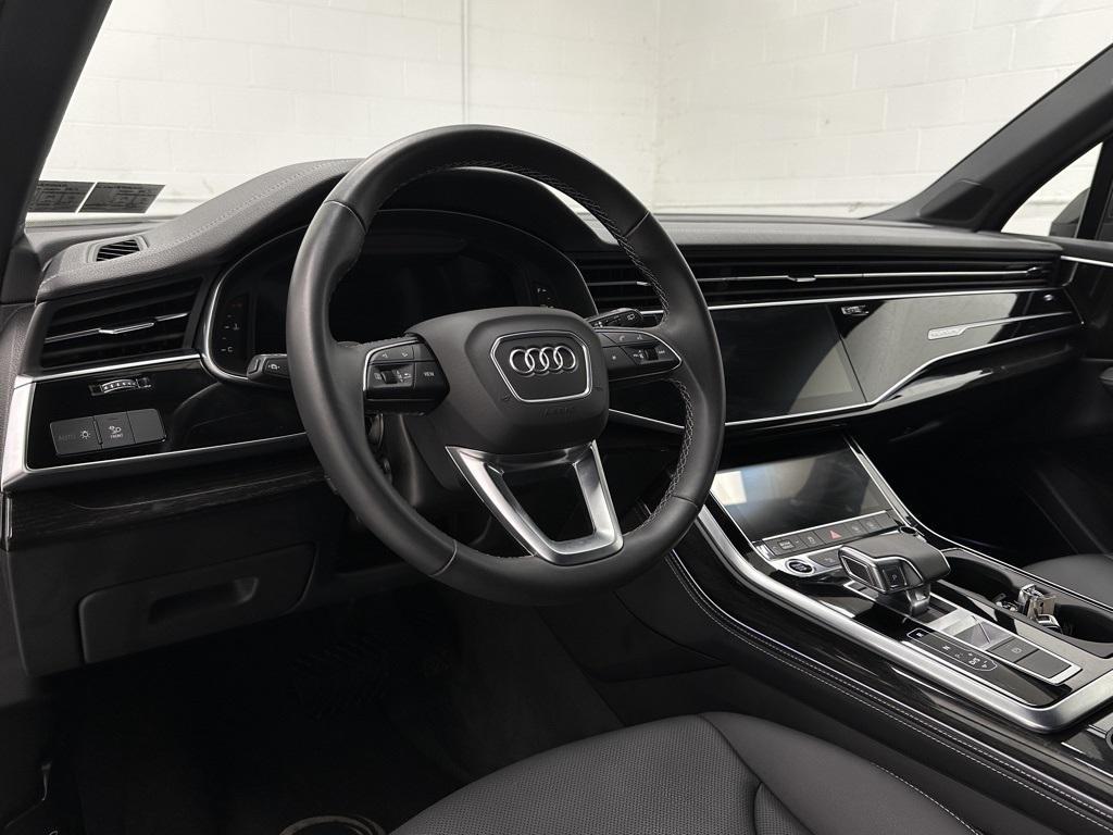 used 2025 Audi Q7 car, priced at $59,999