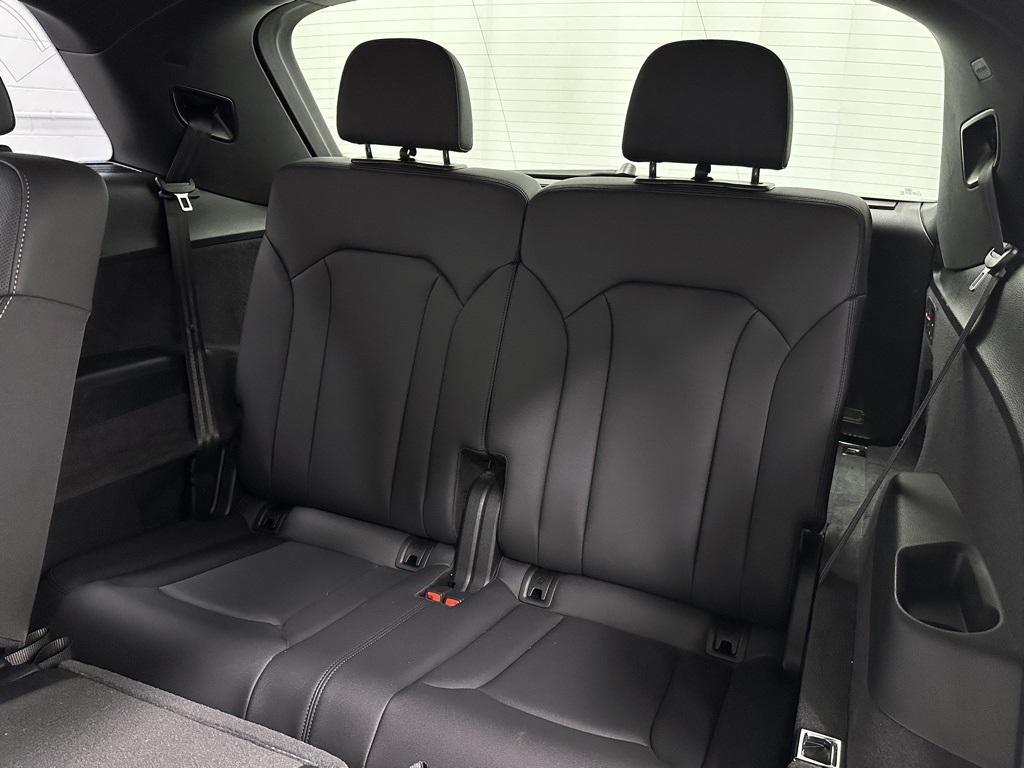 used 2025 Audi Q7 car, priced at $59,999
