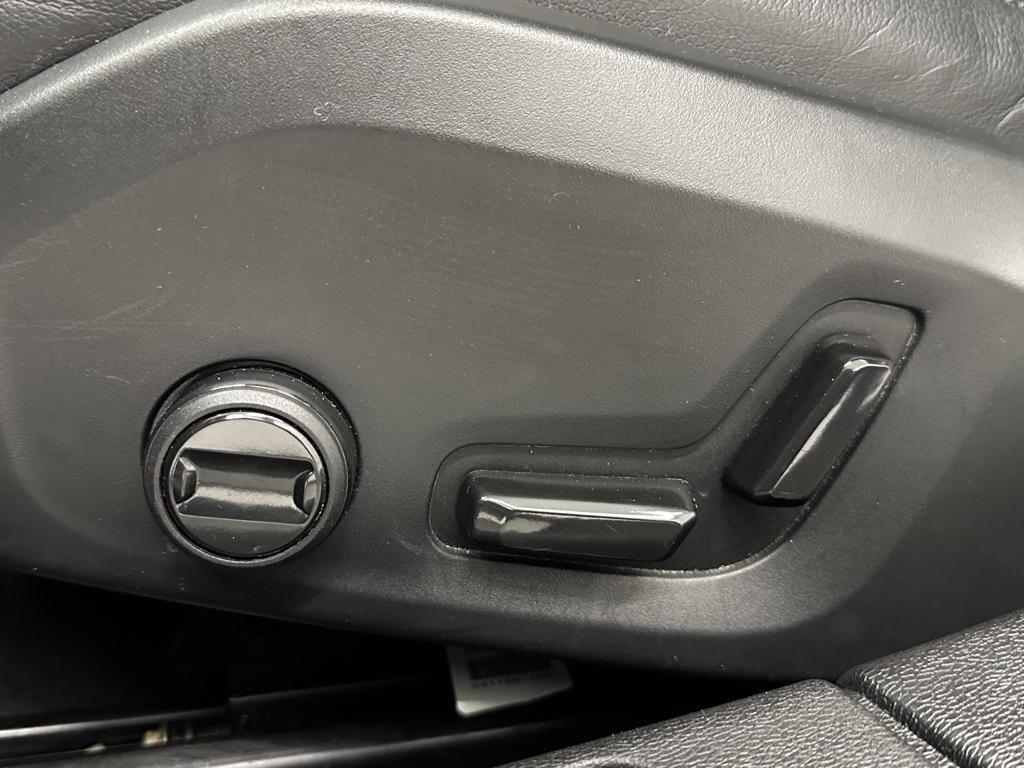 used 2024 Volvo S60 car, priced at $25,999