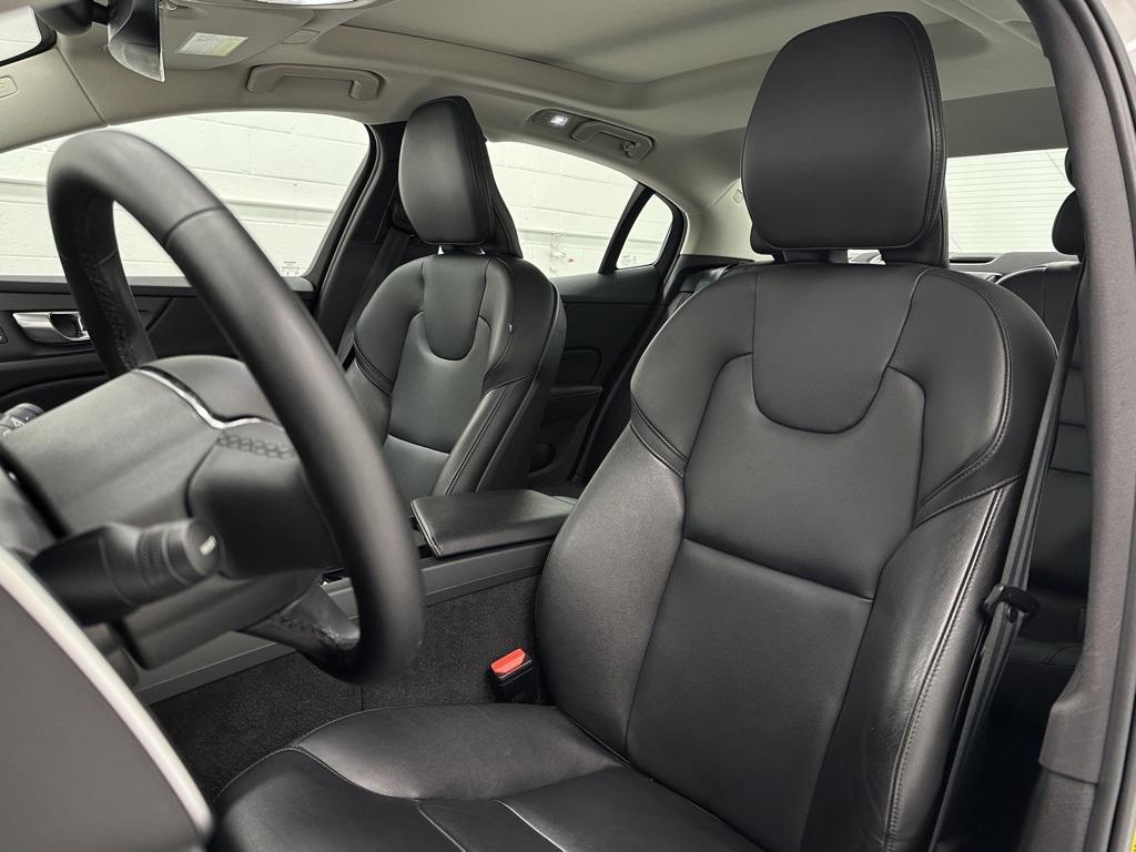 used 2024 Volvo S60 car, priced at $25,999