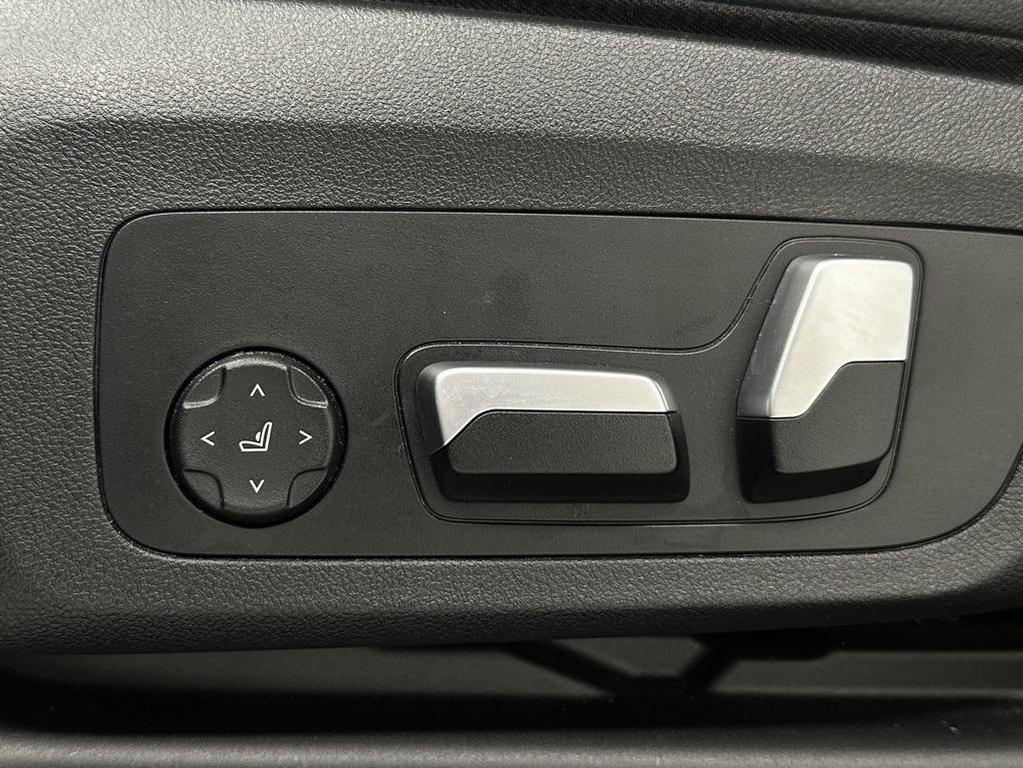 used 2022 BMW X3 car, priced at $30,877