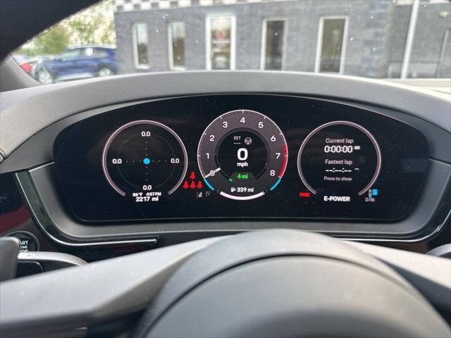 used 2025 Porsche Cayenne E-Hybrid car, priced at $126,999