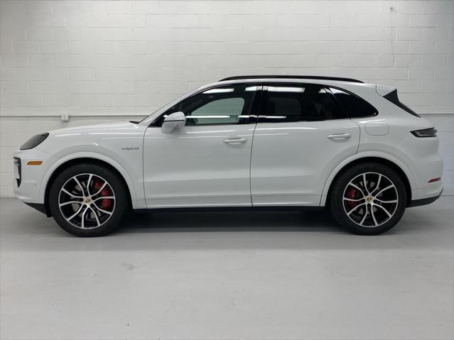 used 2025 Porsche Cayenne E-Hybrid car, priced at $126,999