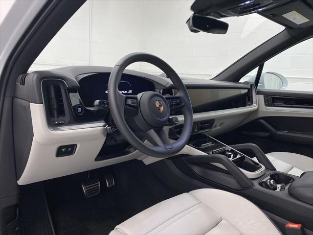 used 2025 Porsche Cayenne E-Hybrid car, priced at $126,999