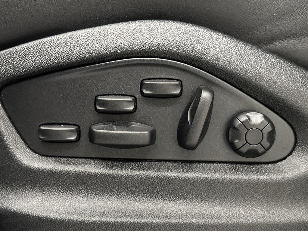 used 2025 Porsche Cayenne car, priced at $134,897