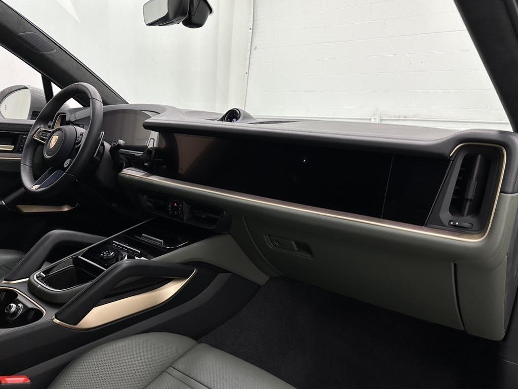 used 2025 Porsche Cayenne car, priced at $134,897