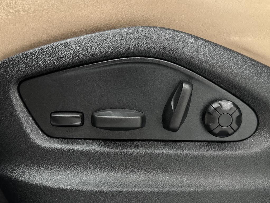 used 2025 Porsche Cayenne car, priced at $137,777