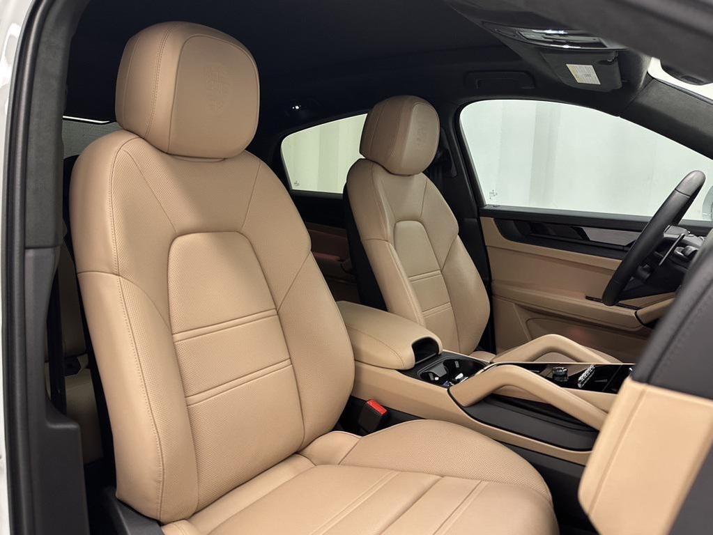 used 2025 Porsche Cayenne car, priced at $137,777