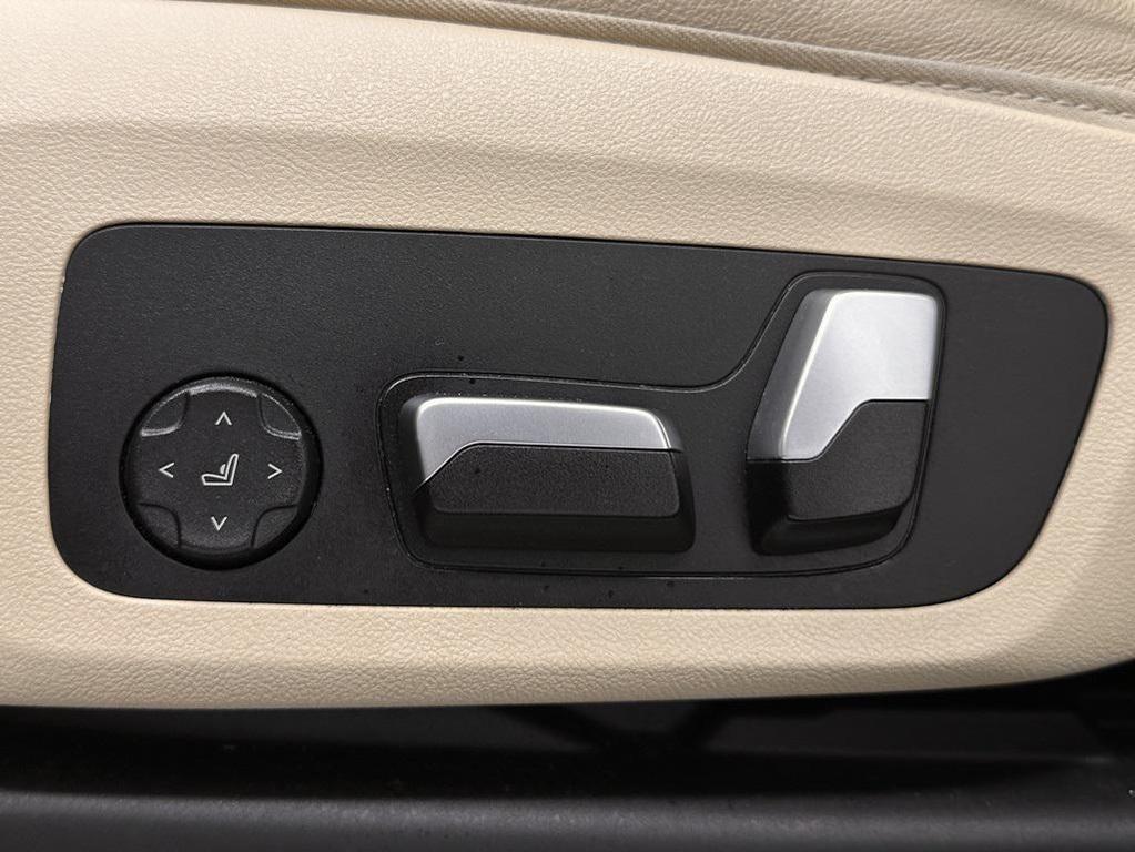 used 2022 BMW X3 car, priced at $29,887