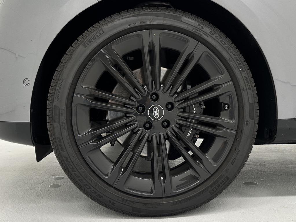 used 2025 Land Rover Range Rover car, priced at $113,999