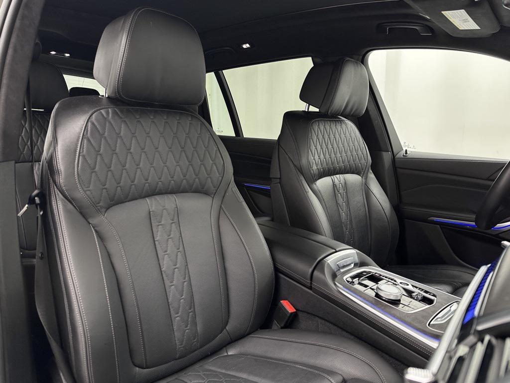 used 2025 BMW X7 car, priced at $88,997