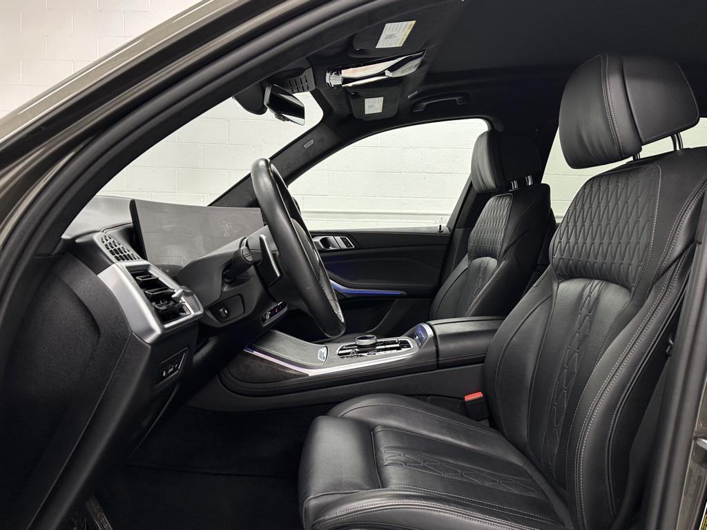 used 2025 BMW X7 car, priced at $88,997