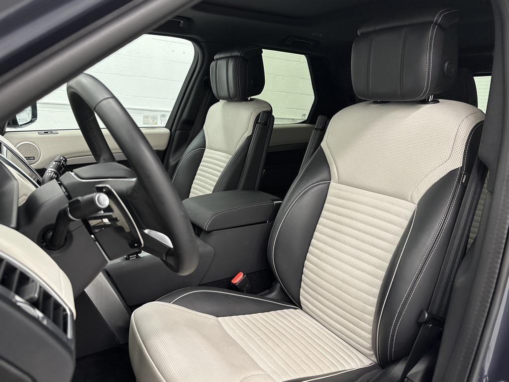 used 2024 Land Rover Discovery car, priced at $56,999