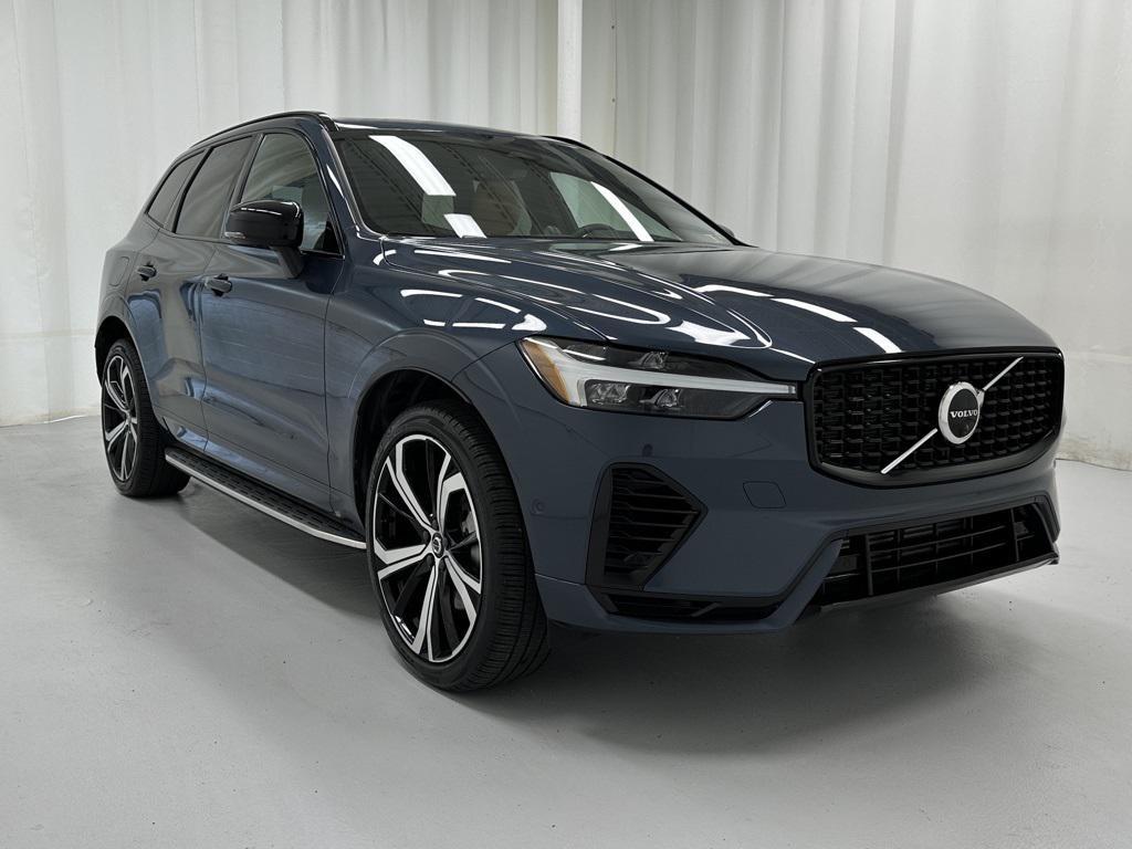 used 2023 Volvo XC60 Recharge Plug-In Hybrid car, priced at $51,987