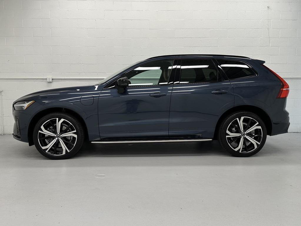 used 2023 Volvo XC60 Recharge Plug-In Hybrid car, priced at $51,987